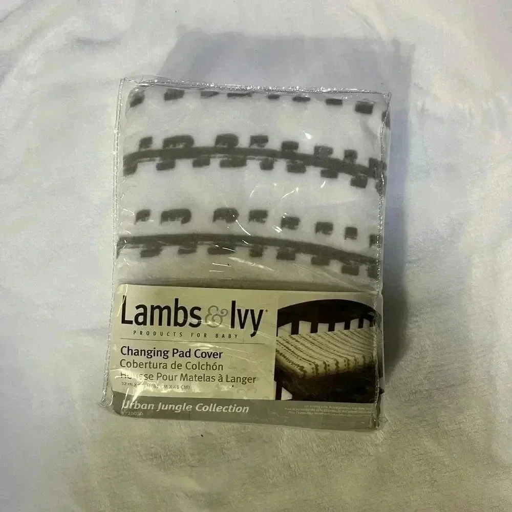Lambs & Ivy Urban Jungle Gray/White Baby Changing Pad Cover